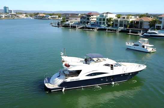 澳大利亚 | 黃金海岸-日间百万游艇之旅 (拼船45分钟游艇 + 15分钟水上教堂参观) 